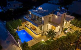 Luxury Villa Loutraki With Private Heated Pool