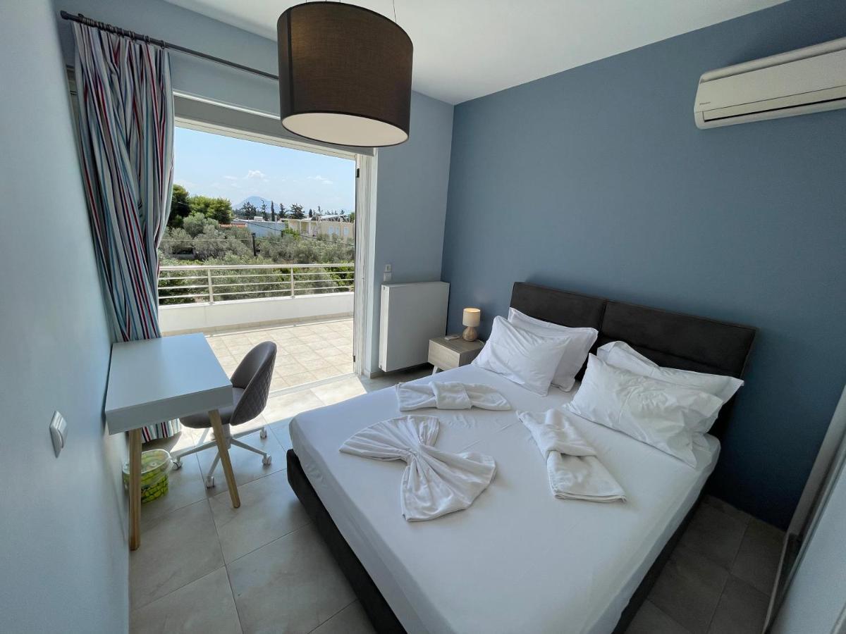 Luxury Villa Loutraki With Private Heated Pool Buitenkant foto