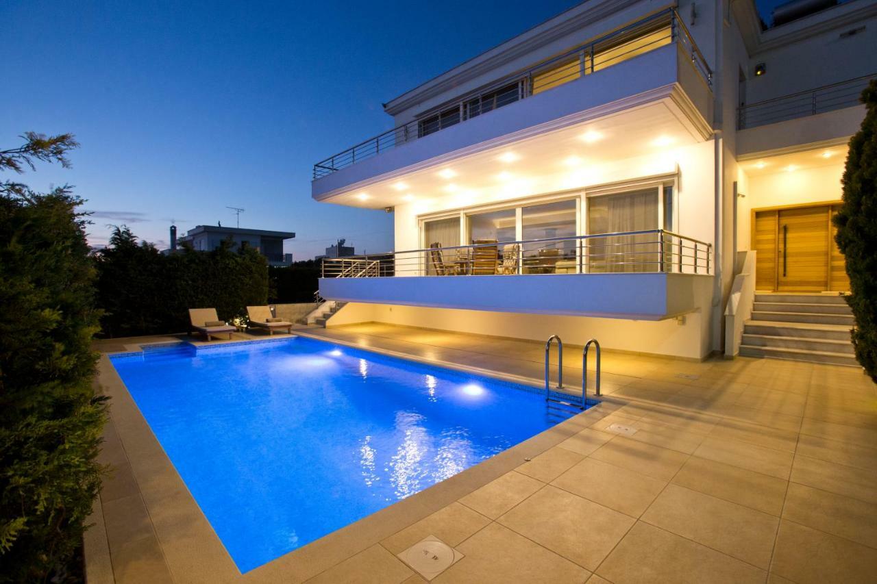 Luxury Villa Loutraki With Private Heated Pool Buitenkant foto
